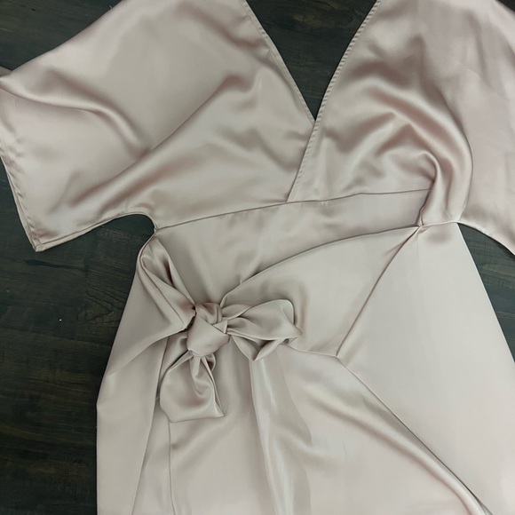 Storia Dresses & Skirts - Storia Dusty Blush Satin Wrap Dress, Medium - EUC